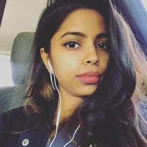 Meet your Posher, Meegodage